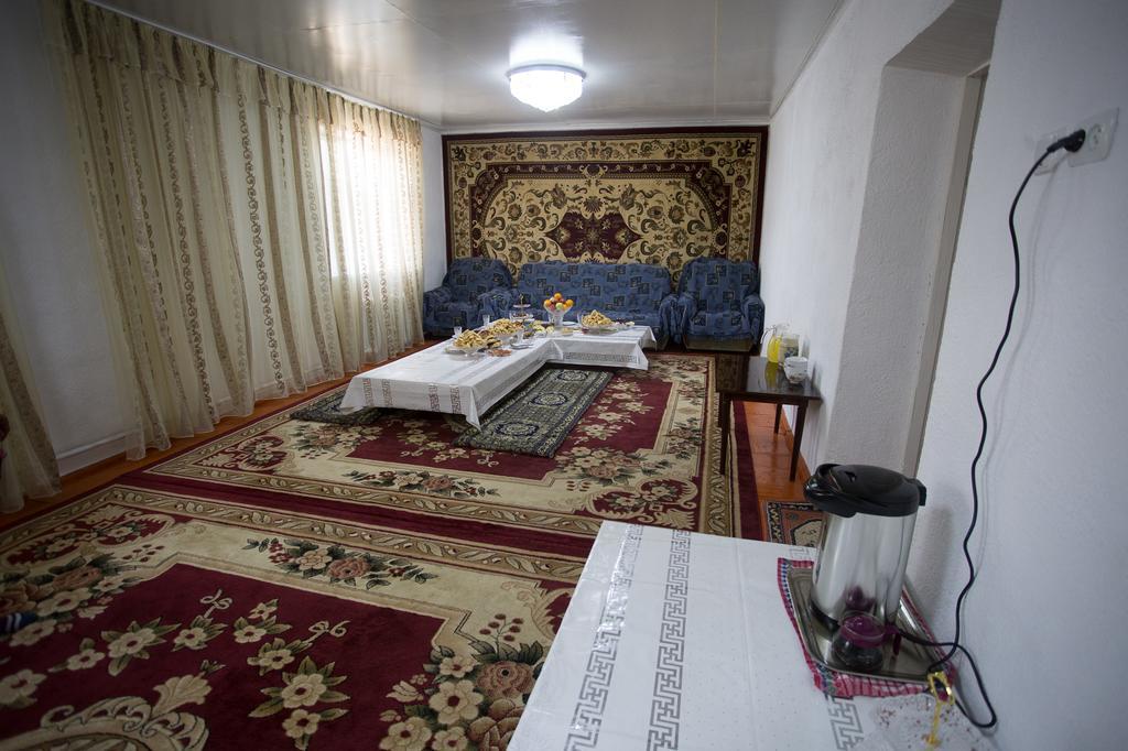 Nurgul Hotel Bokonbayevo Kültér fotó